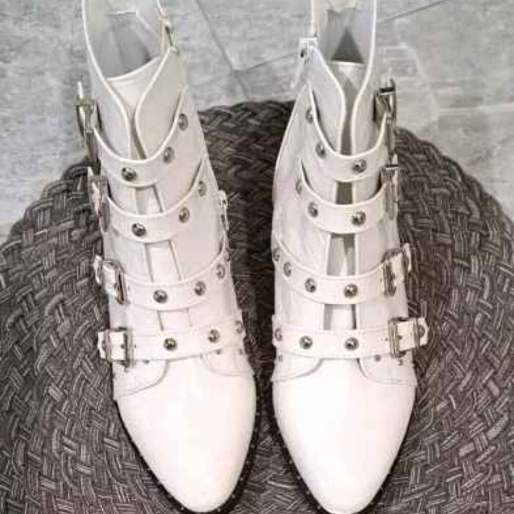 (Catherine Malandrino White Studded Ankle Boots SHANDY 7.5 NWOB